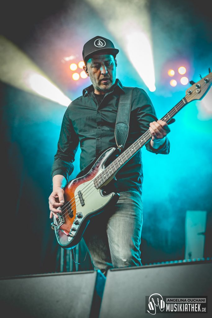 LongDistanceCalling-13-4bc35dd4