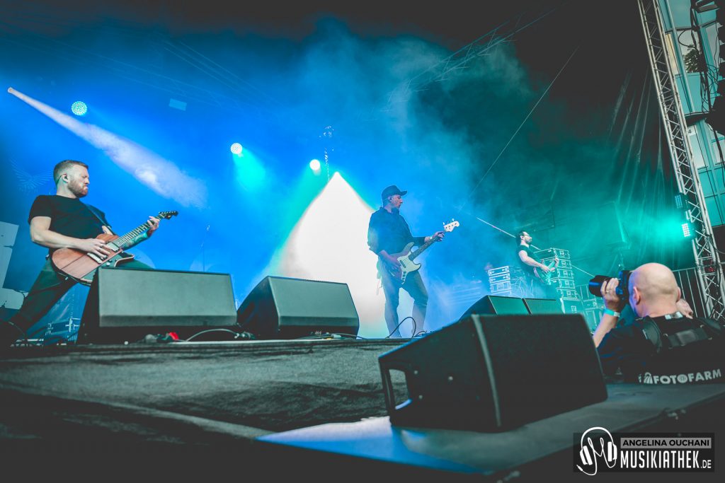 LongDistanceCalling-9-76367219