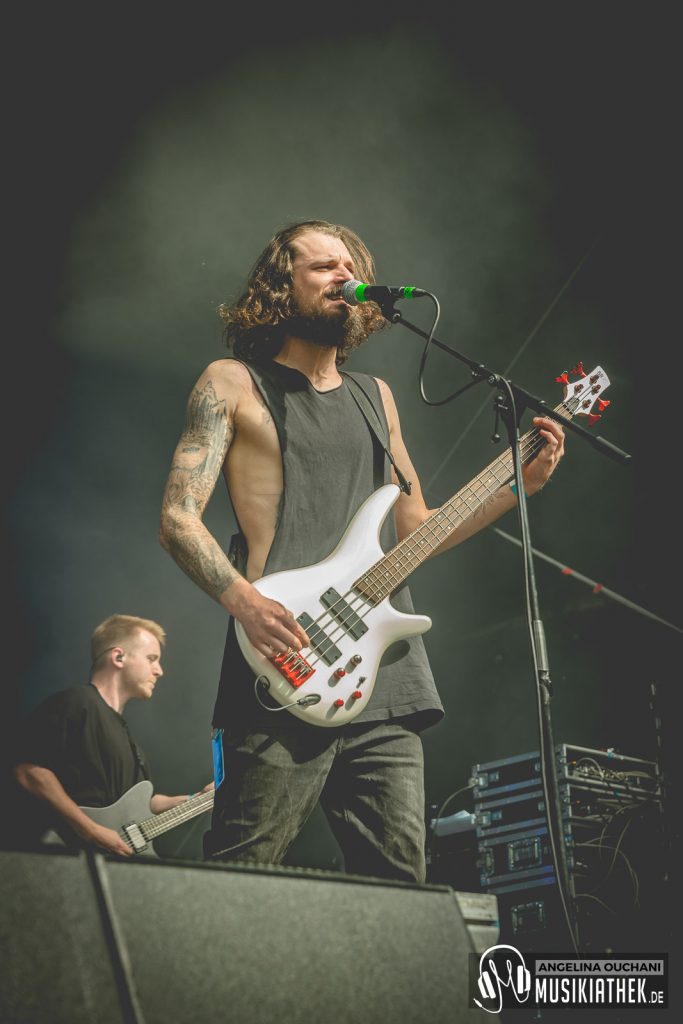 The Narrator-2-949400b6