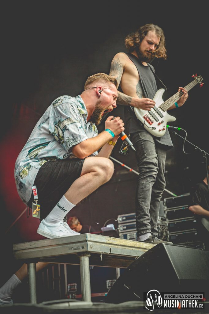 The Narrator-21-bb17cd20