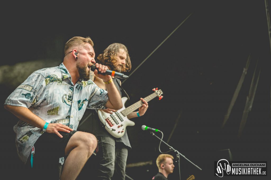 The Narrator-23-eeb44c94