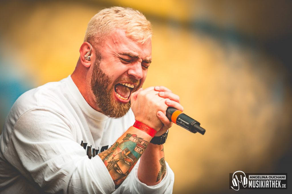 Xela-Wie-BoTo Angelina Ouchani1-39-a26ed918-16cbbdc7