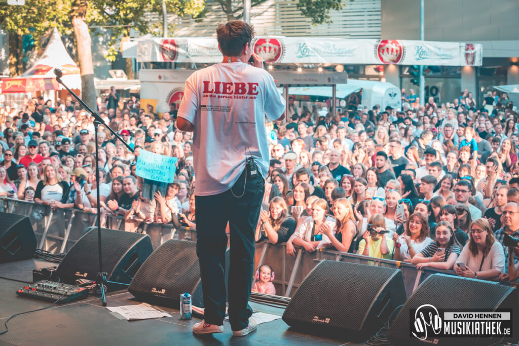 gregor hägele @ david hennen musikiathek-36