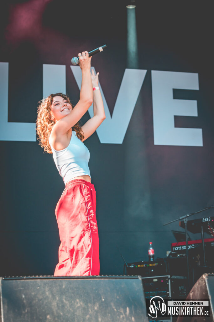 luana @ david hennen musikiathek-15