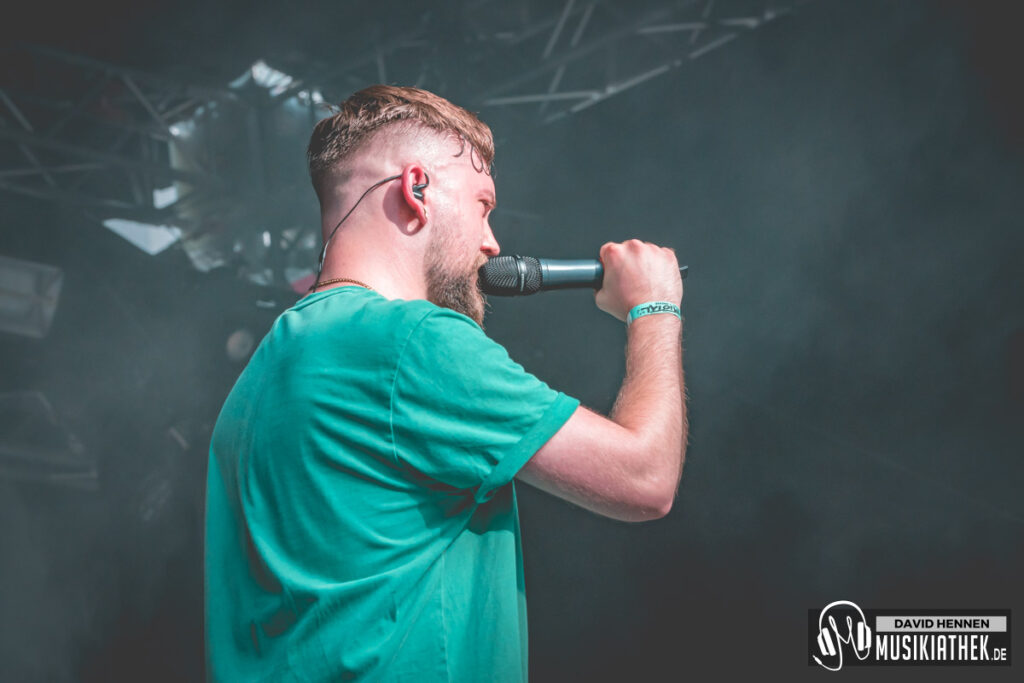 the narrator @ david hennen musikiathek-5