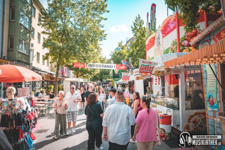 Bochum Total Tag 1-28