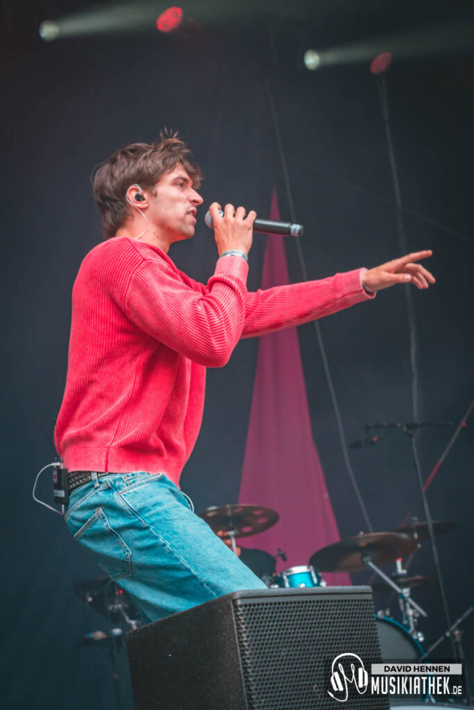 MIKA-NOE-by-David-Hennen-Musikiathek-15