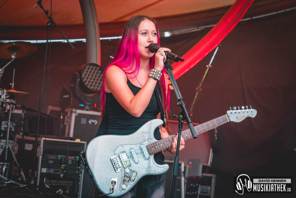 Sarah-Huebers-by-David-Hennen-Musikiathek-13