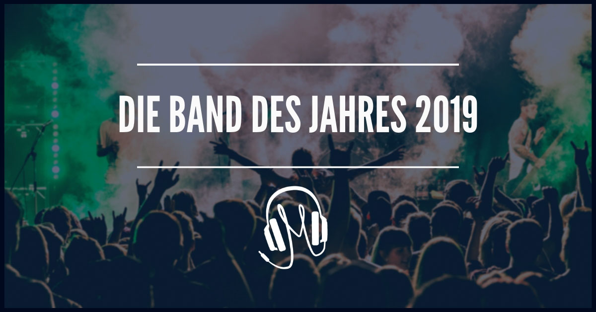 Image may contain: one or more people and text